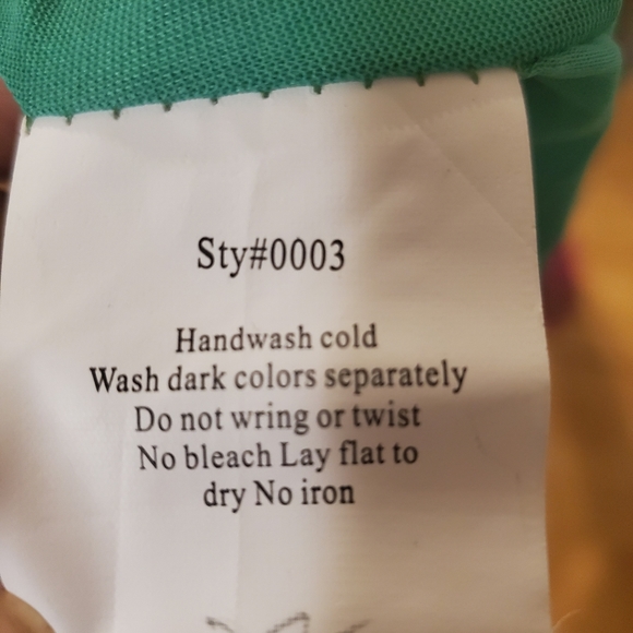 Green Mini Skirt - Picture 2 of 2